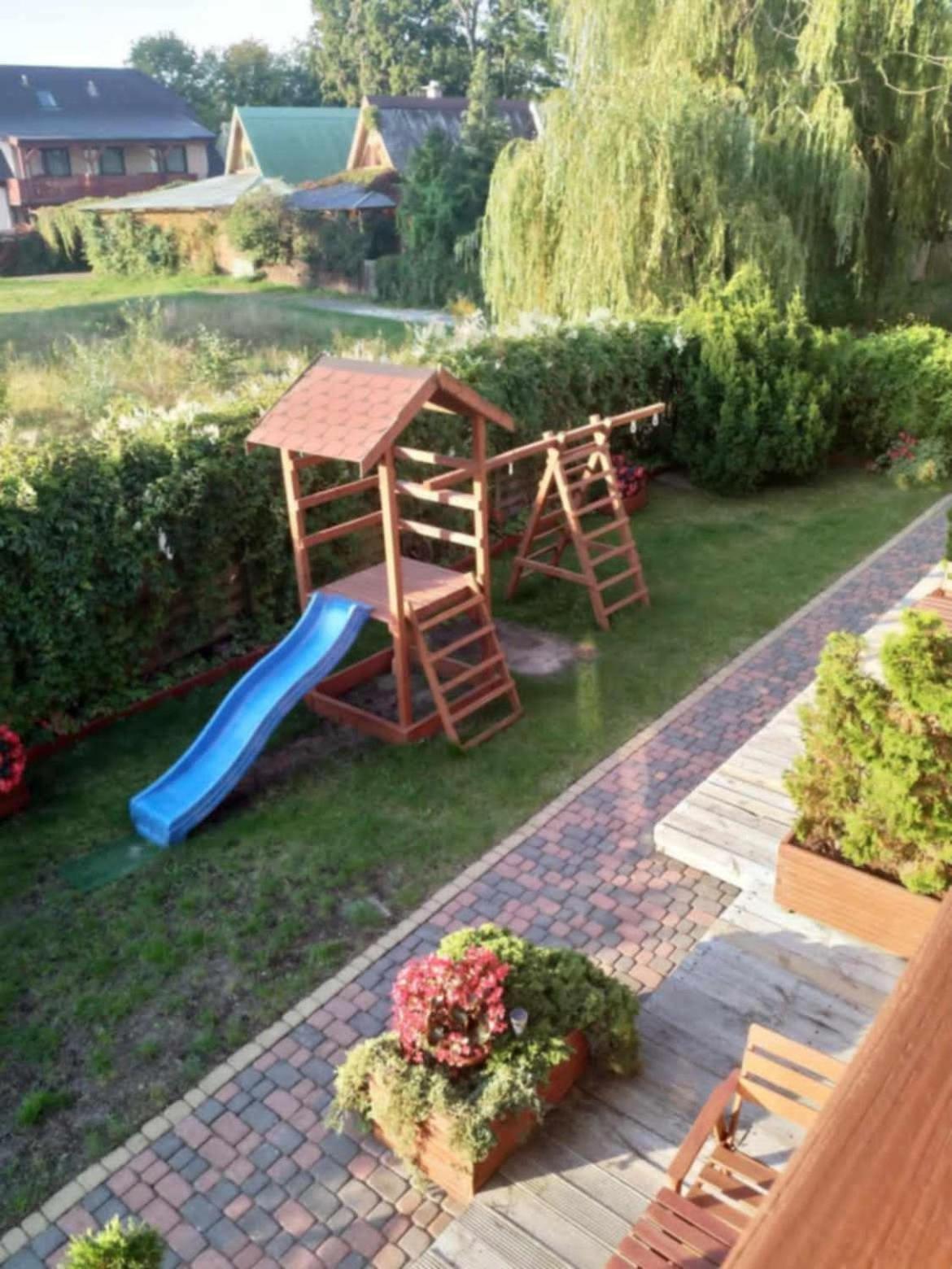 ホテル Rest Dziwnów エクステリア 写真
